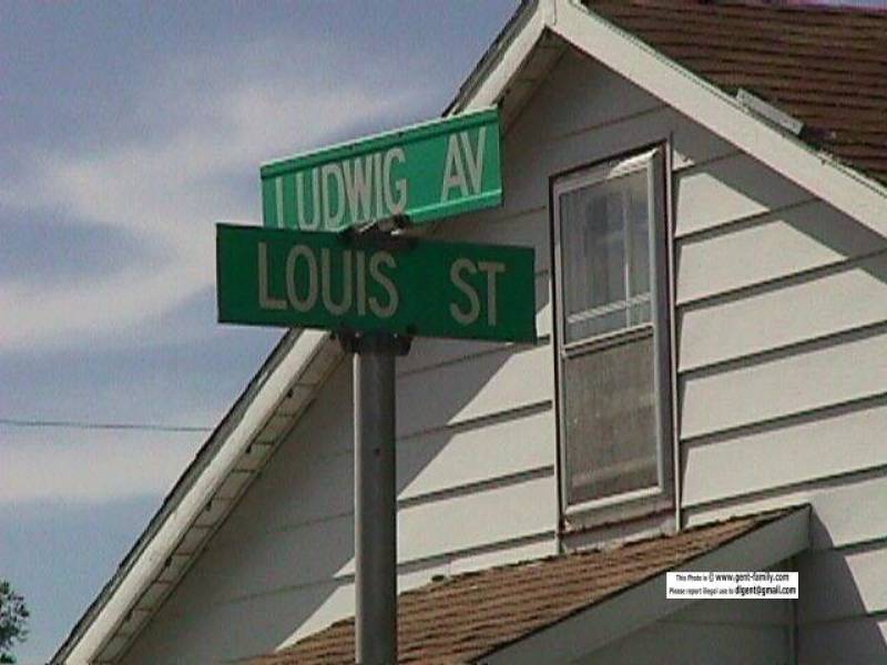 ludwigaveandlouisstsign.jpg