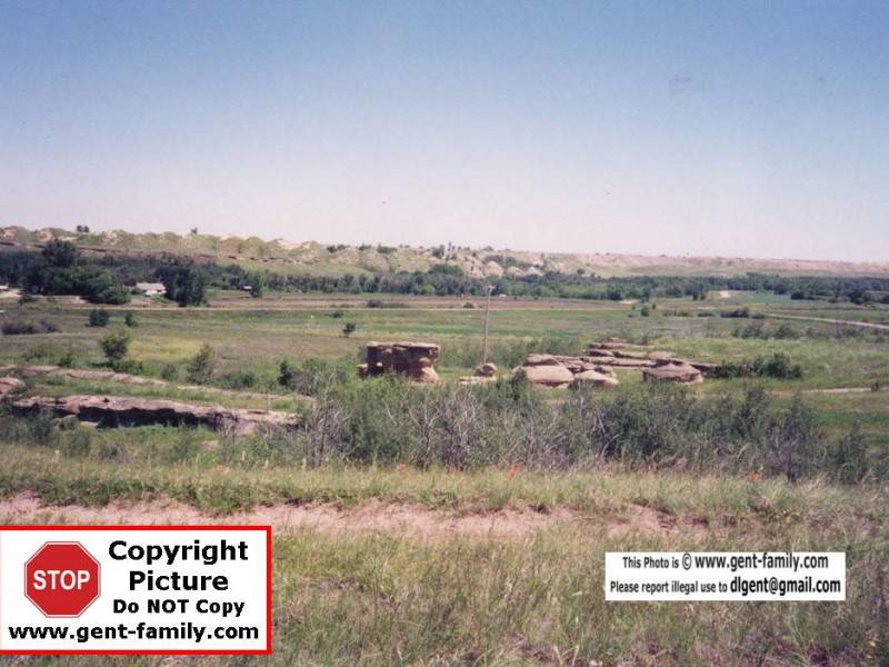 rocheperceeviewofvalleylooking_ne.jpg